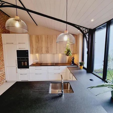 Louez Maison De Maitre Pour 11 Pers. A - Jardin, Wifi Et Proche Commerces - Fr-1-510-219 Country house